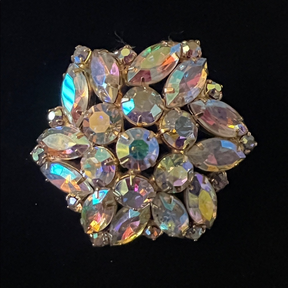 Vintage 2” Gold and Iridescent 1950’s Crystal Brooch - Picture 1 of 6